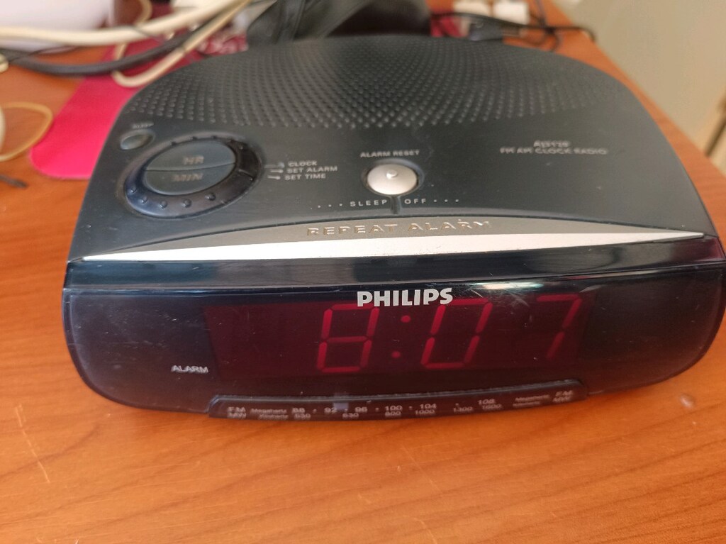 Philips Dijital Çalar Saatli Radyo - 6