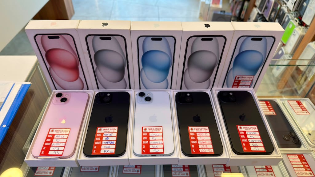 İPHONE 15 128 GB GARANTİLİ ORJİNAL TAKASA AÇIK - 4