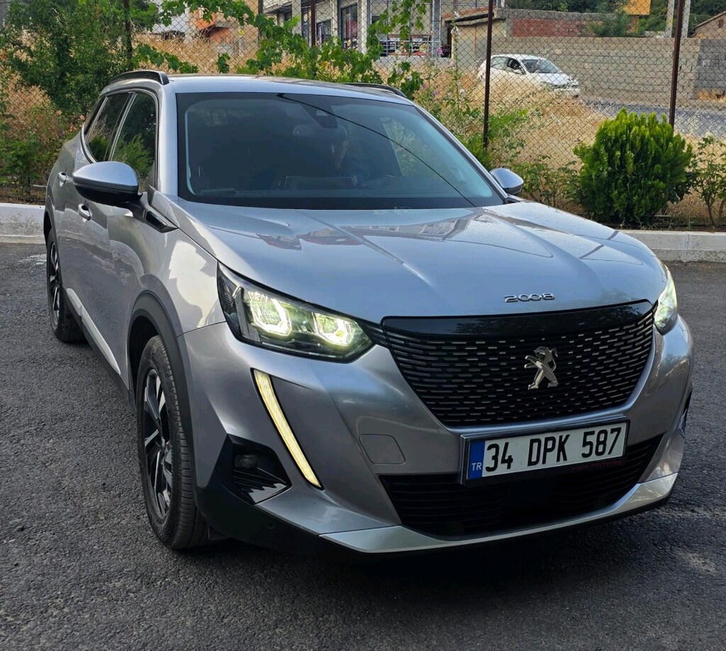 Peugeot 2008 - 3