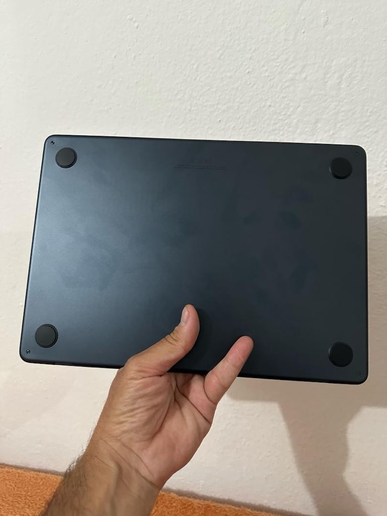 Apple MacBook Air M2 Sorunsuz - 3