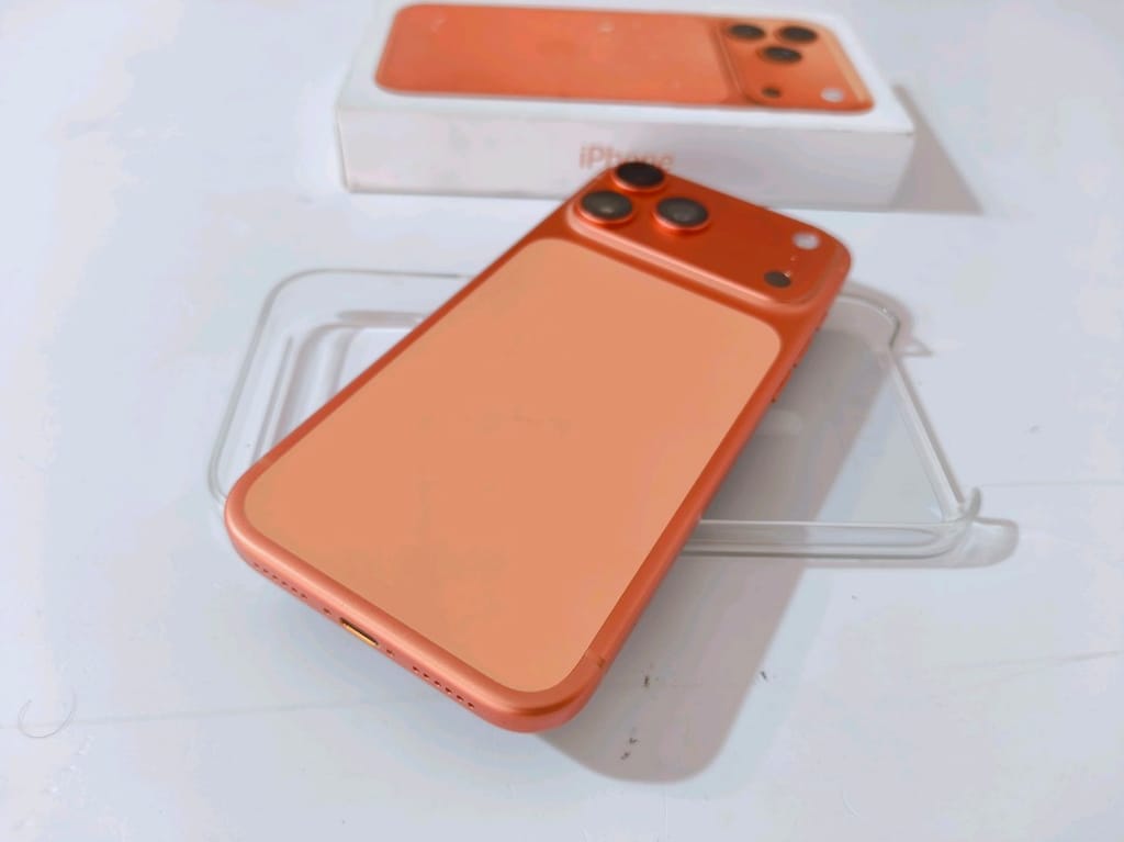 İPHONE 17 PRO MAX YD { NOKTA HATASIZ ÇİFT FİZİKİ SİMLİ} TAKASLI - 11