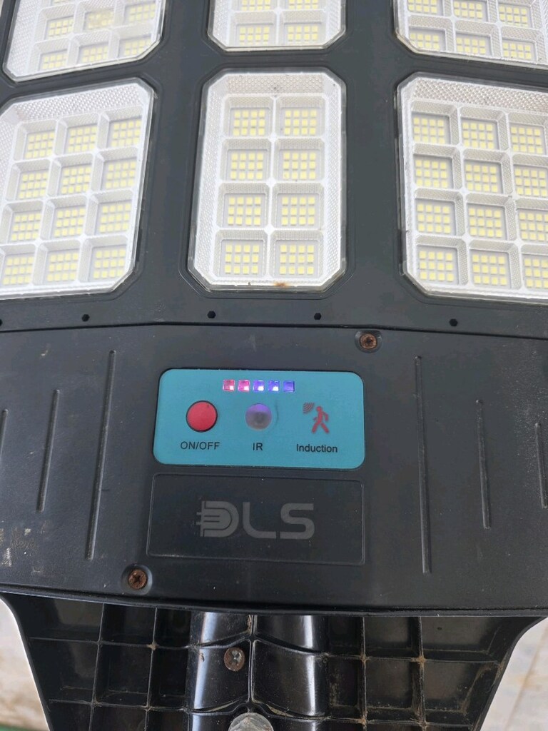 600W Güneş Enerjili Solar Bahçe Çevre Sokak Lambası DLS - 3