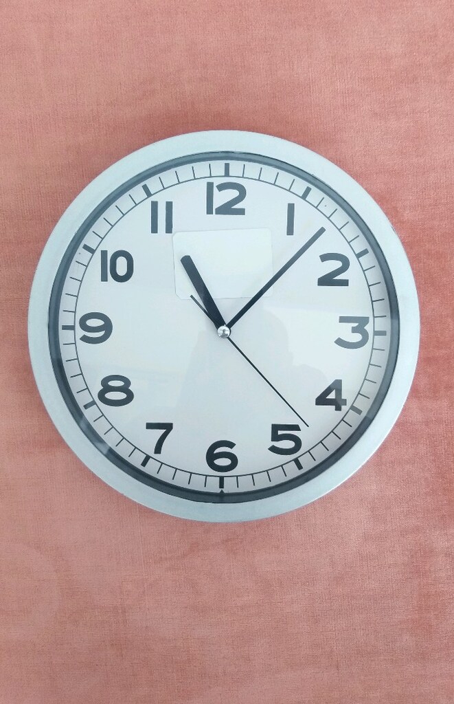 Duvar Saati. Kayar Çalışıyor. Sorunsuz Kaliteli Saat. - 3