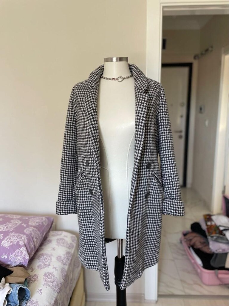 zara xs-s kaşe yünlü kaban - 2