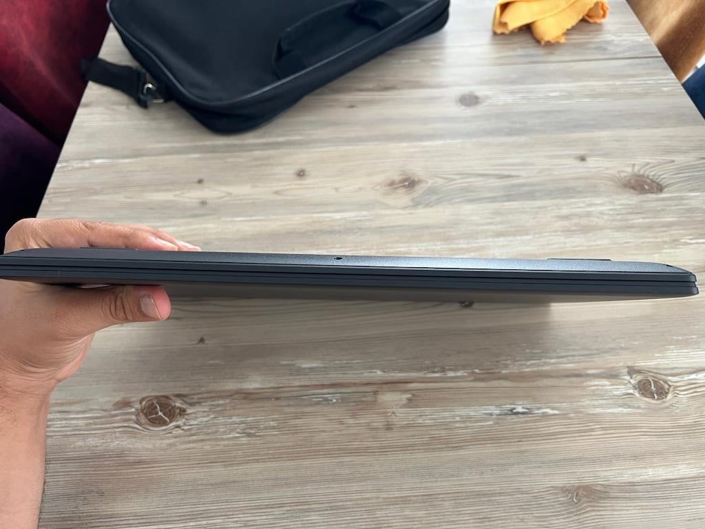Dell inspion 15 Amd ryzen 5 120 hz ekran 500gb ss - 9
