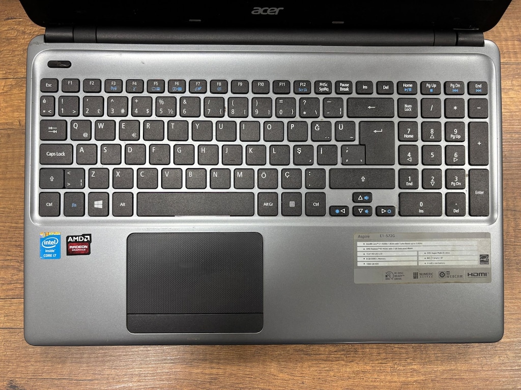 Acer Aspire E1-572G i7 4500U 8GB 120GB SSD + 250GB HDD 15.6" Notebook - 2