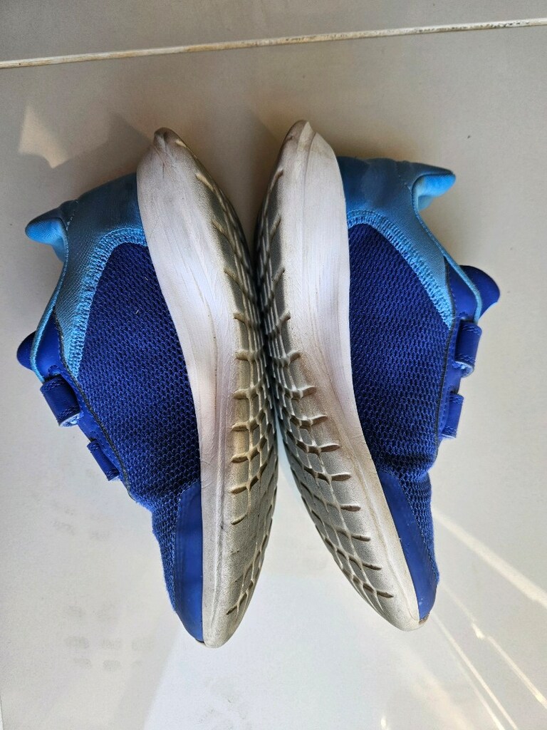 35 numara Adidas ayakkabı - 3