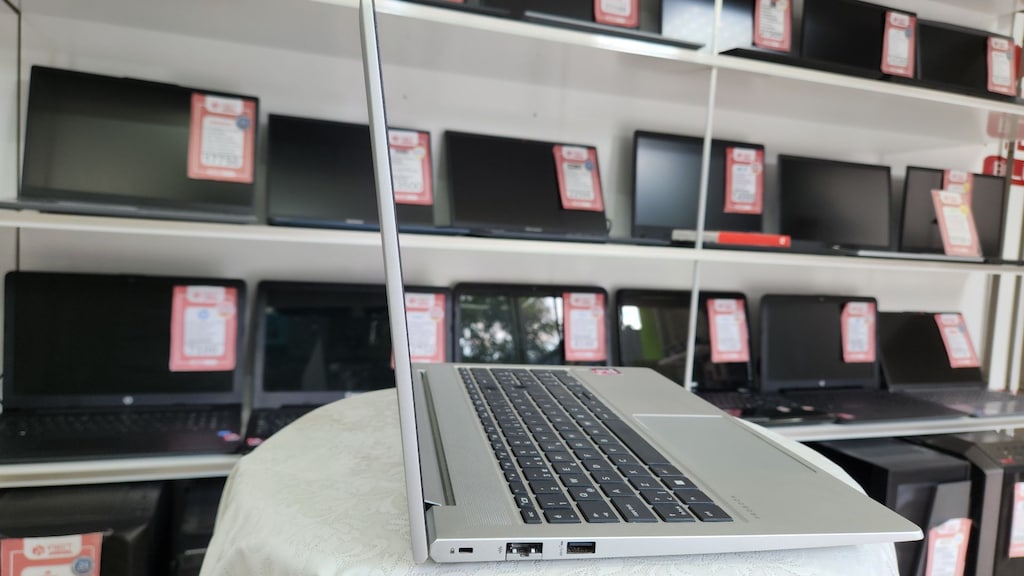 ABT BİLİŞİM – HP | Ryzen 5 5625U | 16 GB RAM | 512 GB M2|15.6" FHD - 6