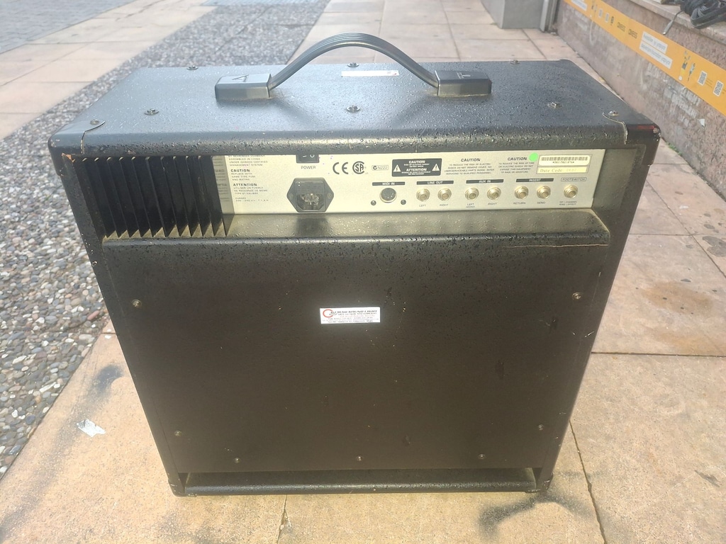 Behringer Blue Devil GX112 60 W Amfi - 20000 TL - 4