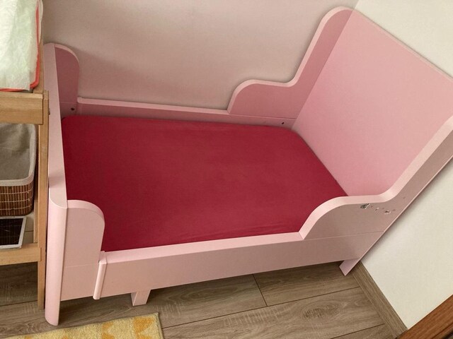 ikea busunge uzayan yatak, platsa gardırop