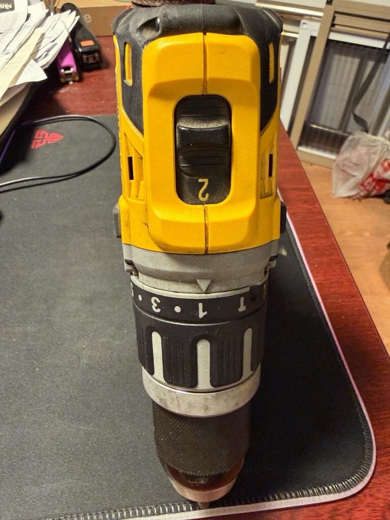 Dewalt DCD796NT 18V Li-ion Akülü Kömürsüz Darbeli Matkap Vidalama - 2