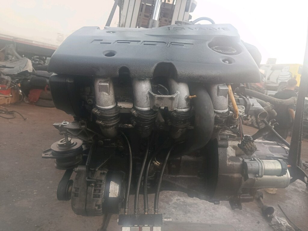 Lada Vega 1.5 16 valf motor şanzıman - 2