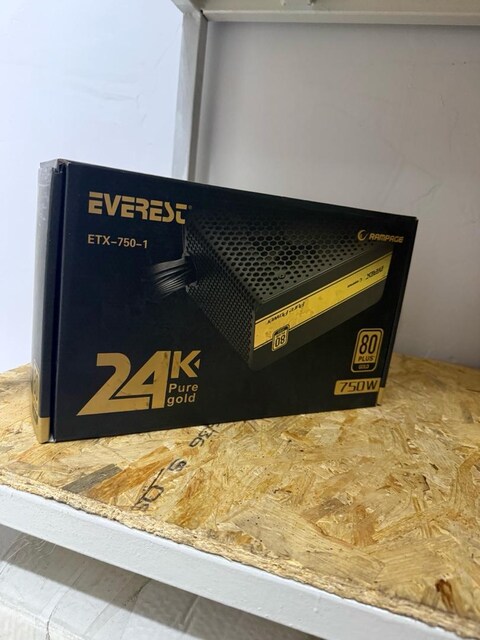 Everest Rampage ETX-750-1 750W 80 Plus Gold sertifikalı güç kaynağı sa