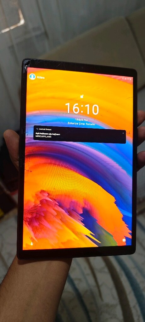 Lenovo m10 tablet Sim kartlı ekranı kırık - 4