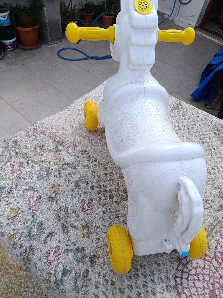 Oyuncak tekerlekli At - 2