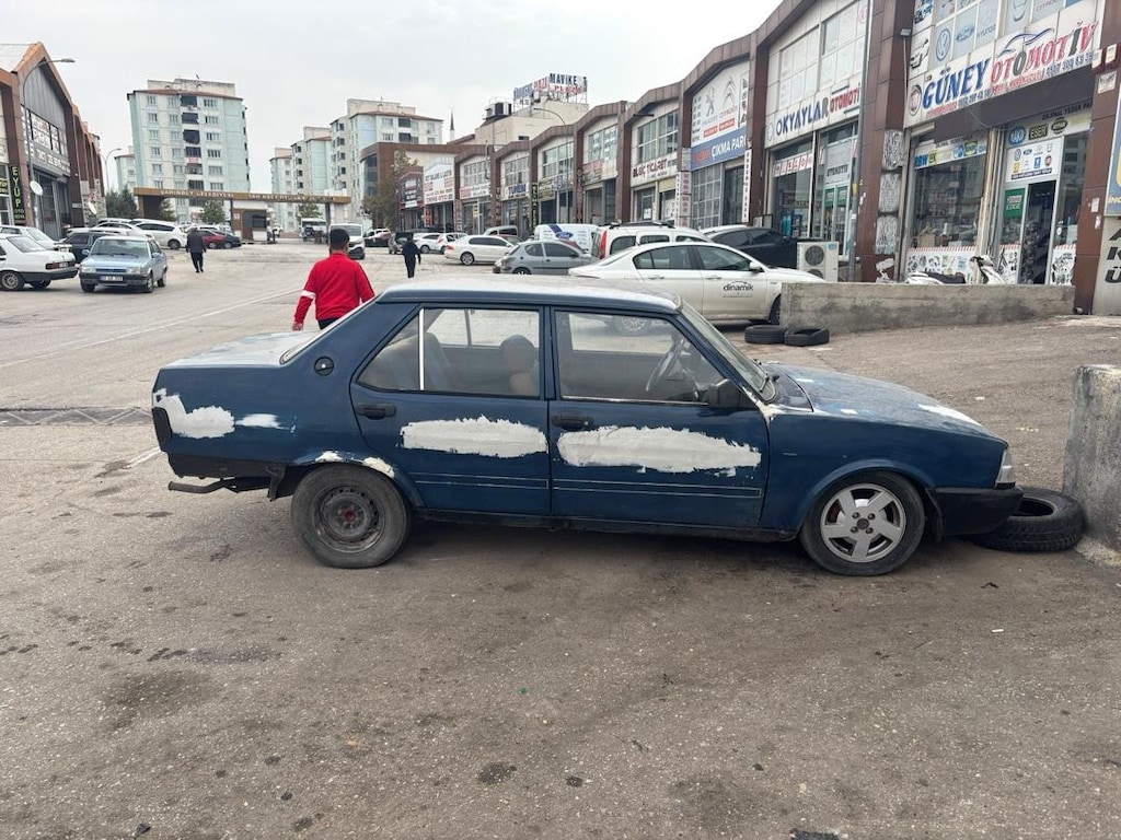 90 model Şahin kap döşemeleri sıfır motoru güzeldir - 9