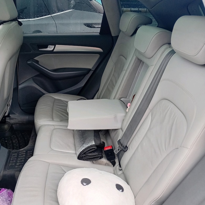 Beyaz Audi SUV - 10