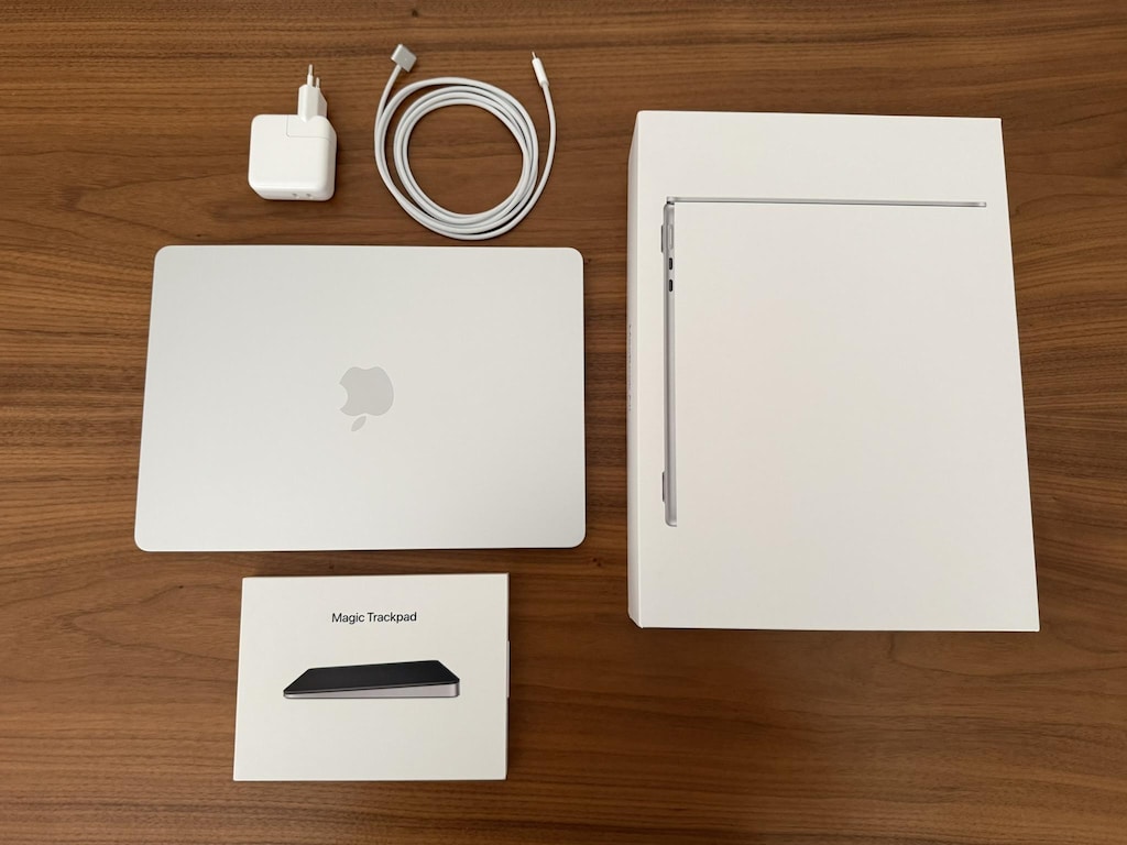 MACBOOK AIR M4 - 16GB RAM - 256 GB SSD - APPLE TRACKPAD HEDIYELI - 3