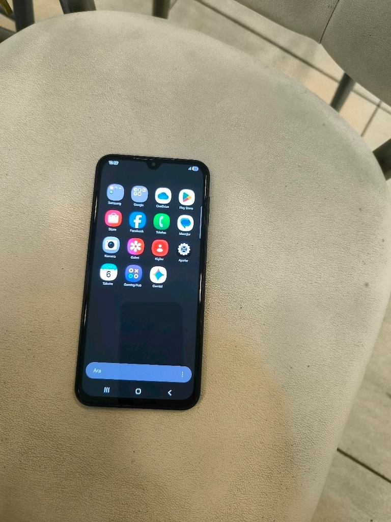 Samsung A24 - 2