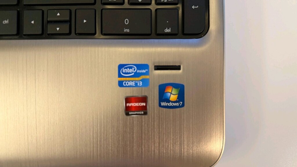 HP Pavilion dv6 | Core i3 | 6 GB RAM | 500 GB HDD | Radeon - 8