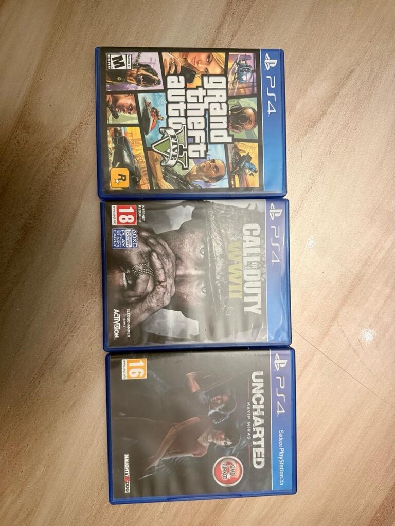 TERTEMİZ PS4 1TB + 2 ORJİNAL KOL + 3 OYUN - 7
