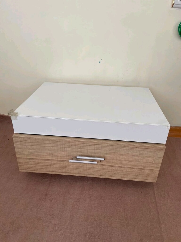 aynalı şifonyer ve 2 komodin - 2