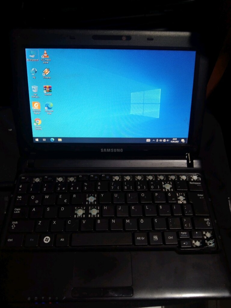 ekran rem disk parasina minibook laptop - 5