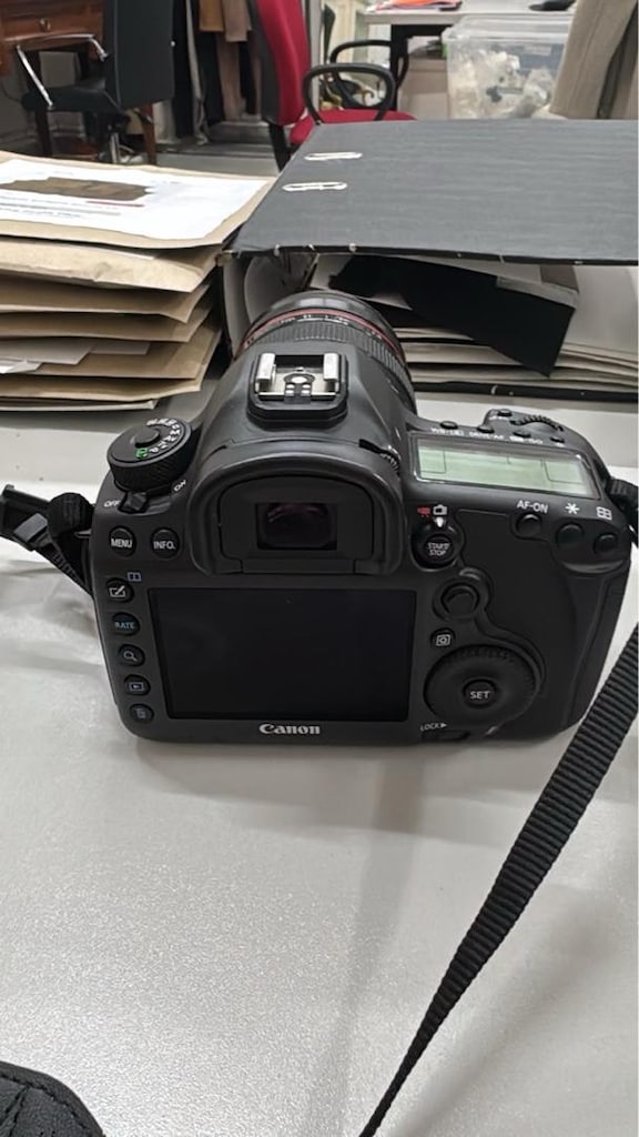 CANON EOS 5DSR Sıfır gibi