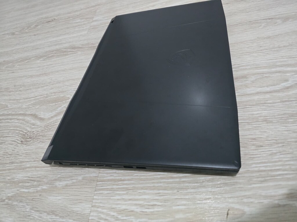 Oyuncu Laptop MSI KATANA 17 (RTX 4070/ i7-13620H / 32GB RAM / 1TB SSD) - 8