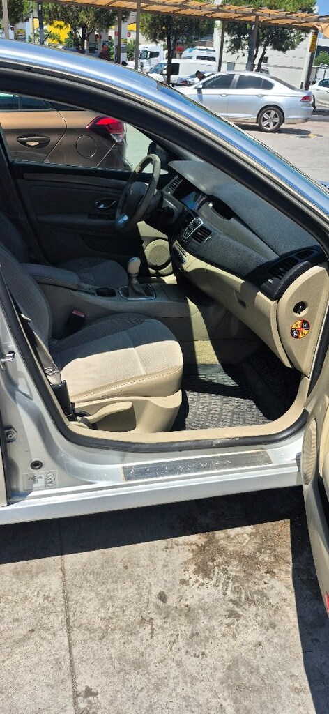 ACİLLL SATILIK RENAULT LAGUNA PRİVİLEGE full paket sıfır motor - 12