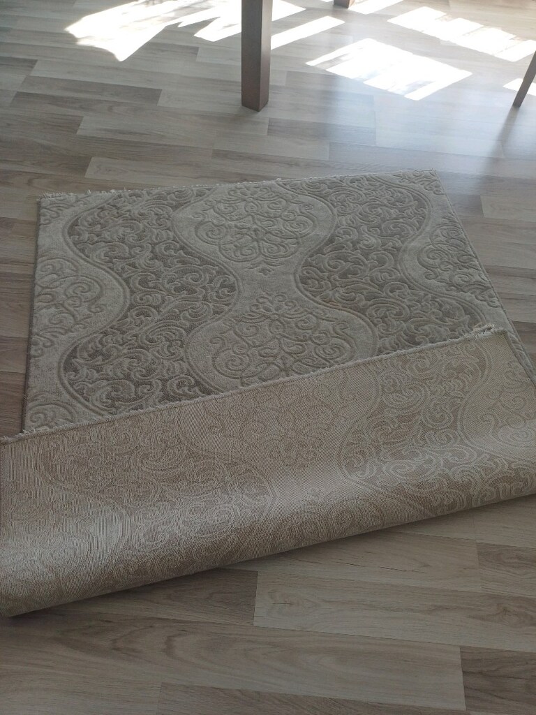 goruldugu gibi eni 120 uzunlugu 150 hali balkon icin olur kucuk - 3