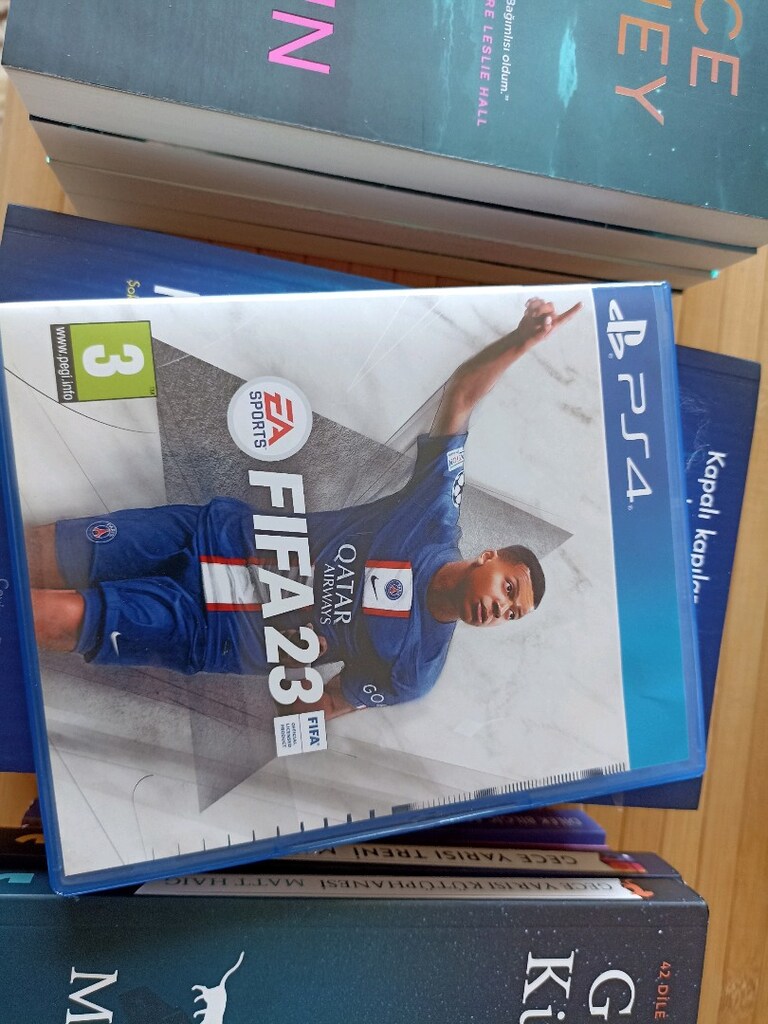 PlayStation 4 FC 24 ve FIFA23 (PS oyunu) Fiyatlar açıklamada - 4