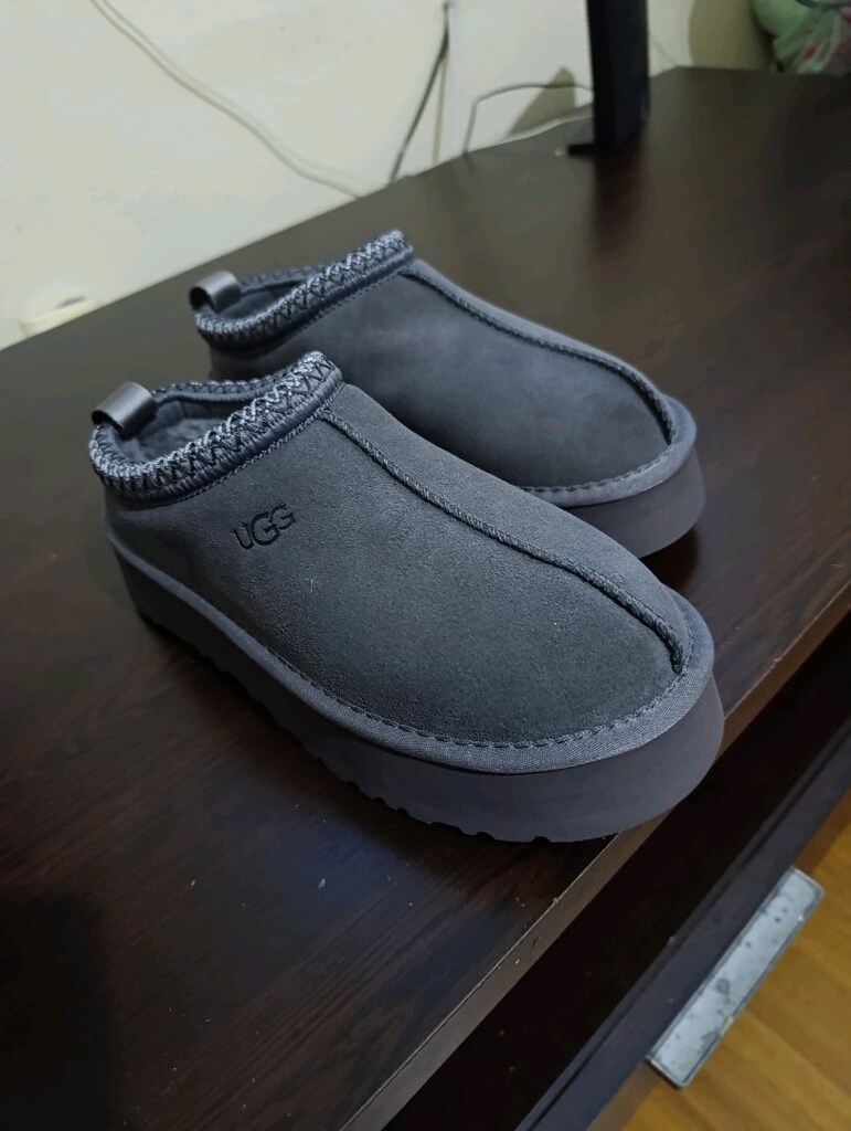 orginal UGG terlik ayakkabı hiç kullanılmadı 0