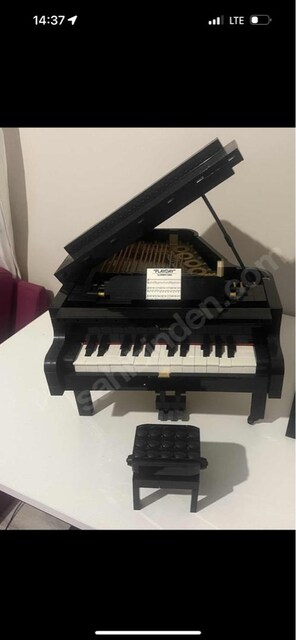 grand piyano lego