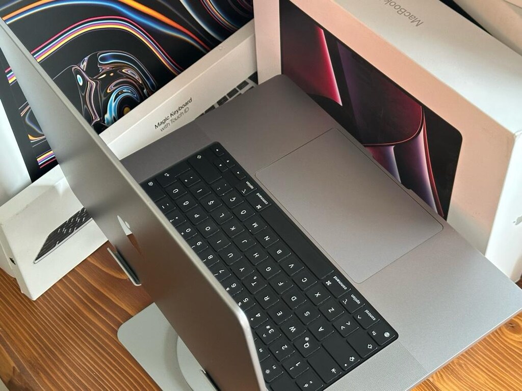 Macbook pro Özel sipariş M1 max pro çip 64 gb ram 1 tb ssd 32gpu grfik - 8
