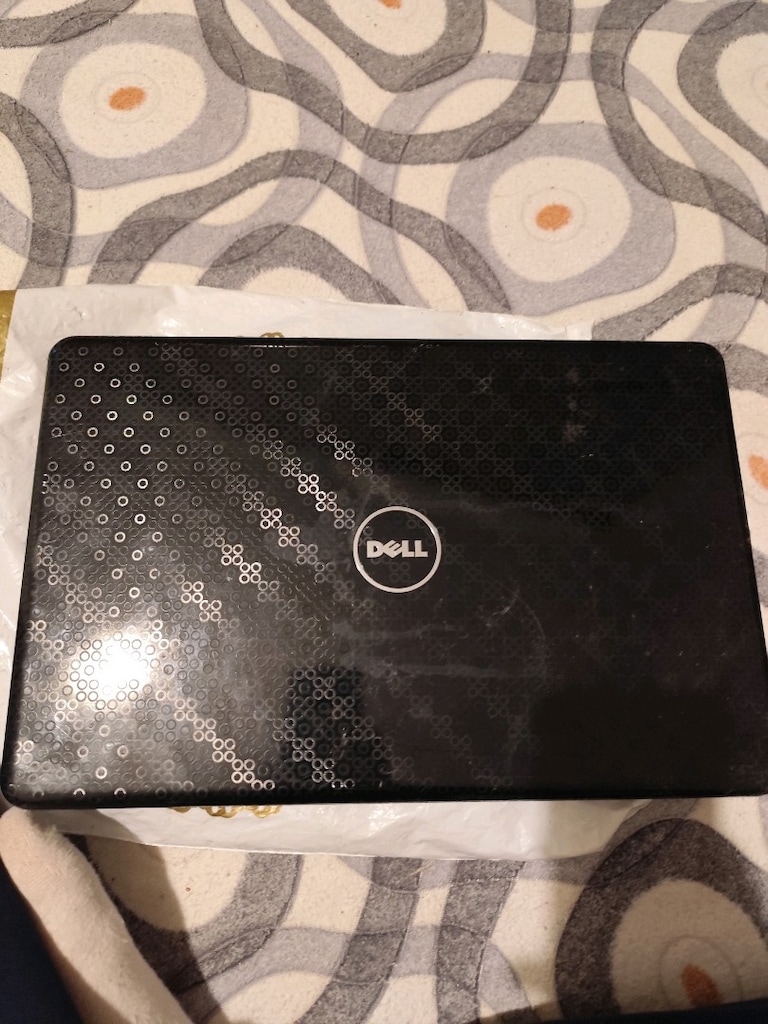 15.6 LED Ekran + Dell N5030 Boş Kasa (G6, G570, K53, L750 Uyumlu) - 2
