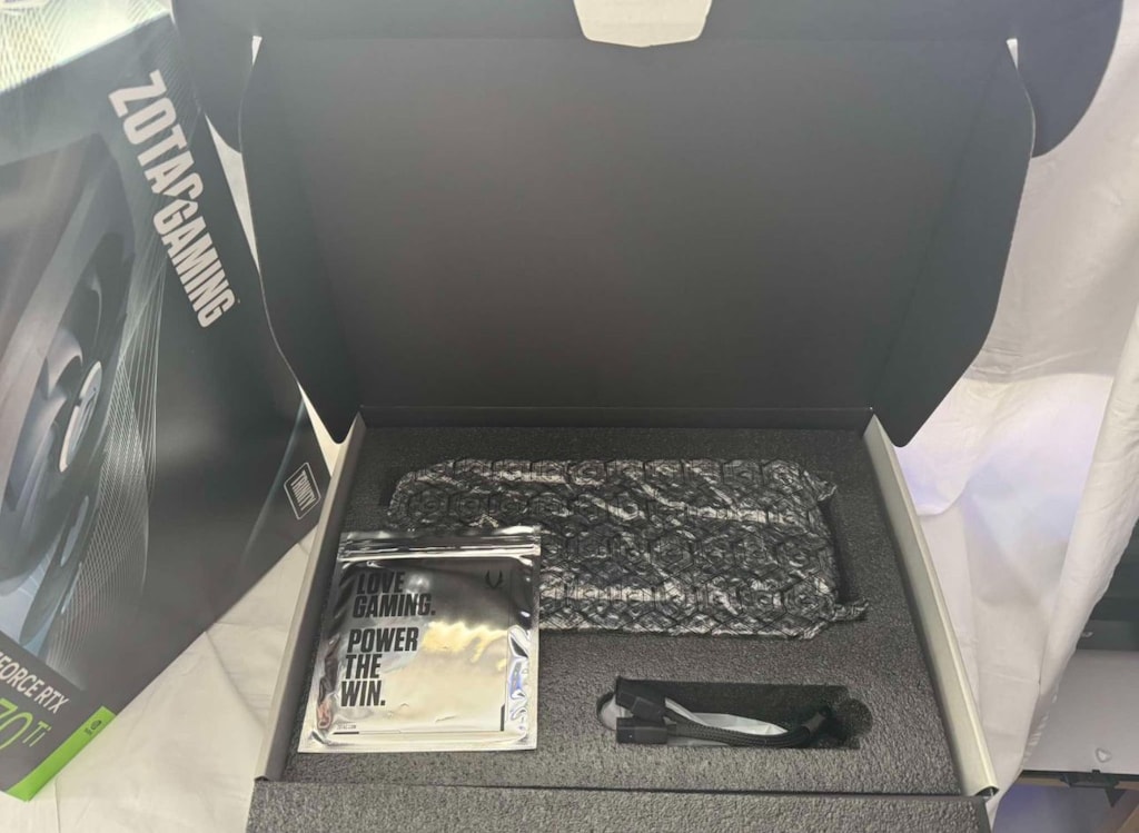 Zotac Geforce RTX 4070 Ti 12 GB Ekran Kartı 4 Aylık Garantili - 6