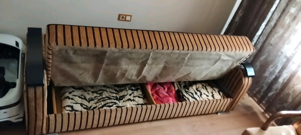 Çekyat koltuk,Ahşap kasa,Malzeme hazneli,Ahşap ve Krom kollu... - 3