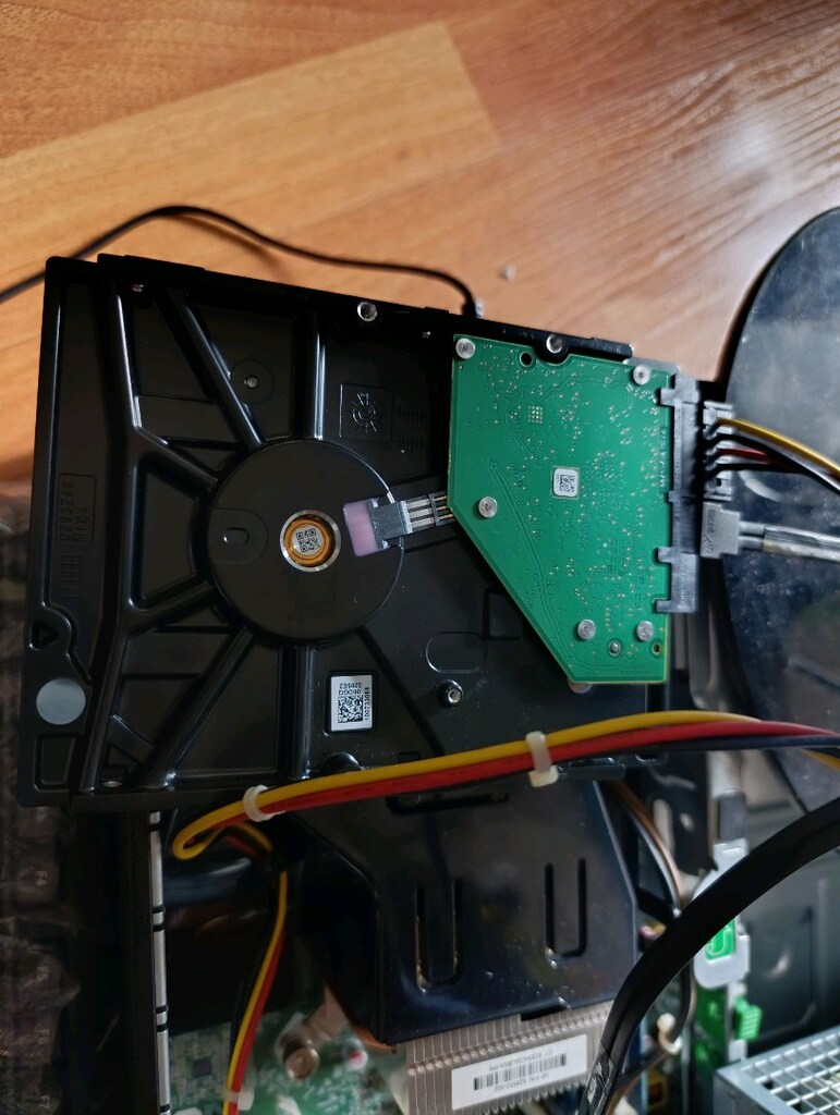 Seagate 2 TB 3.5" Hard Disk - 3