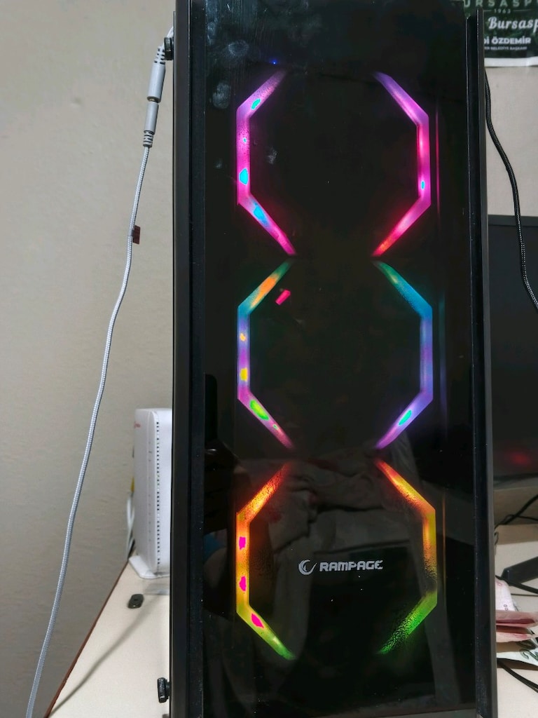 Satılık Gaming PC – Ryzen 5 / GTX 1050 Ti / 16 GB RAM AMD Ryzen 5 3500 - 4