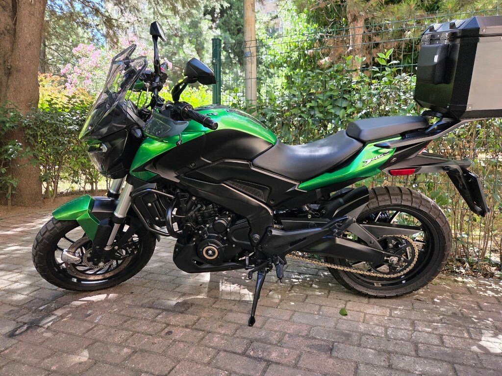 BAJAJ DOMINAR 400 UG 2023 MODEL TEMİZ VE HASARSIZ çantali veya cantasi - 2