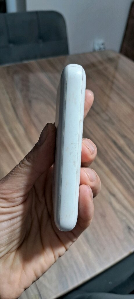 GoMobile beyaz taşınabilir şarj cihazı - 5