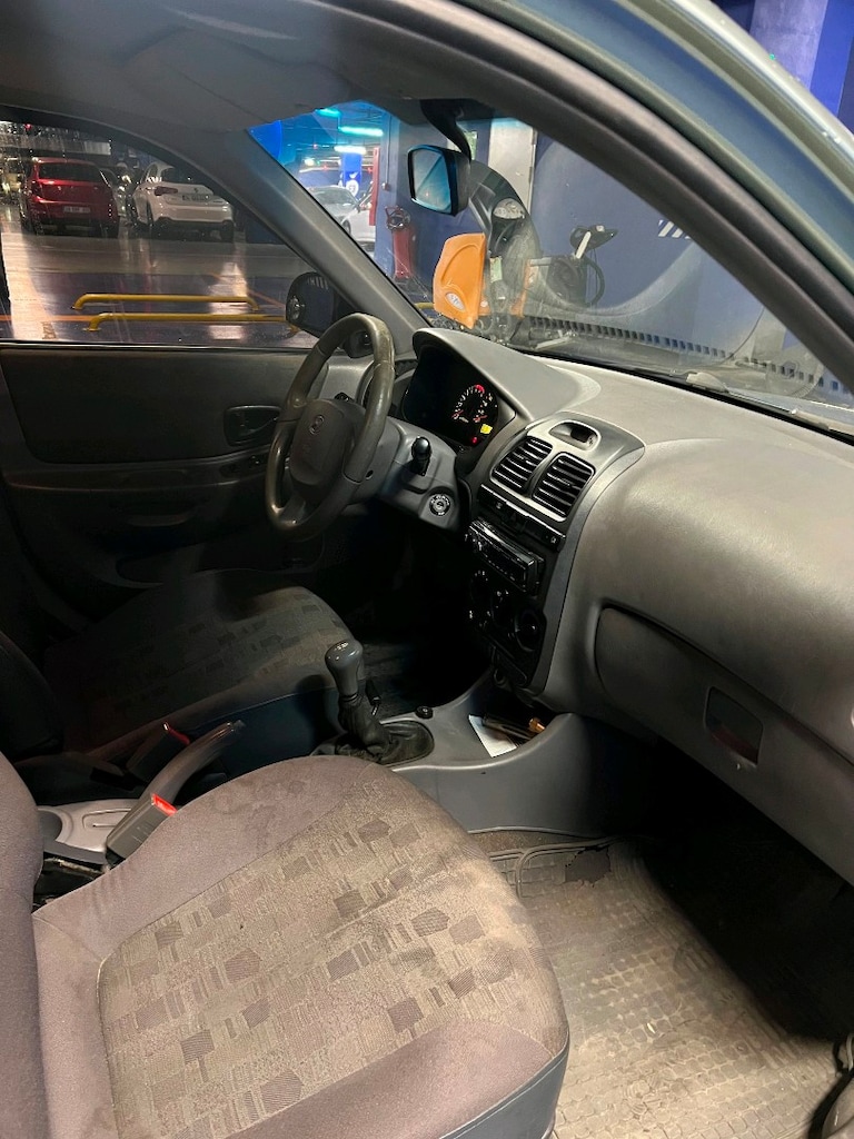 Hyundai Accent 1.3 admire - 5