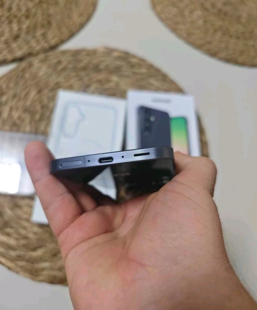SAMSUNG A56 5g 8/256 GB - 6