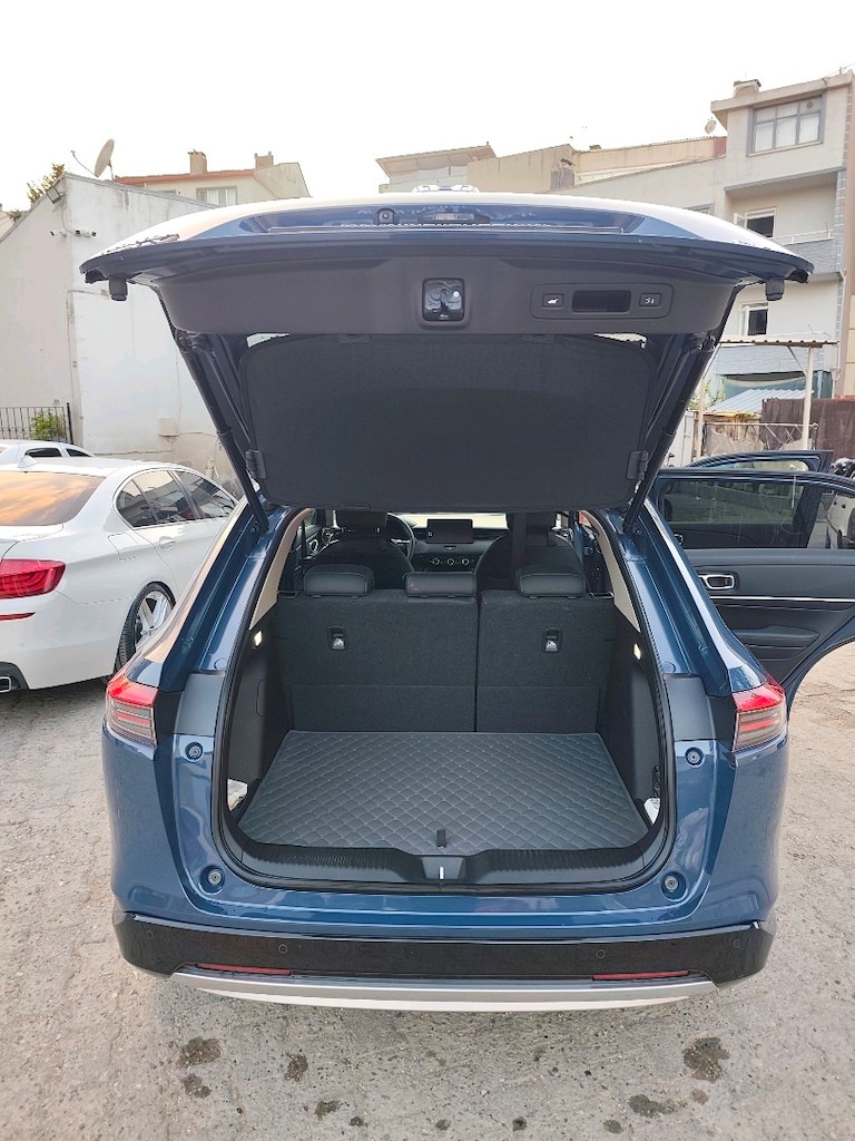 Sahibinden Honda HRV Hibrit Advance Paket - 4
