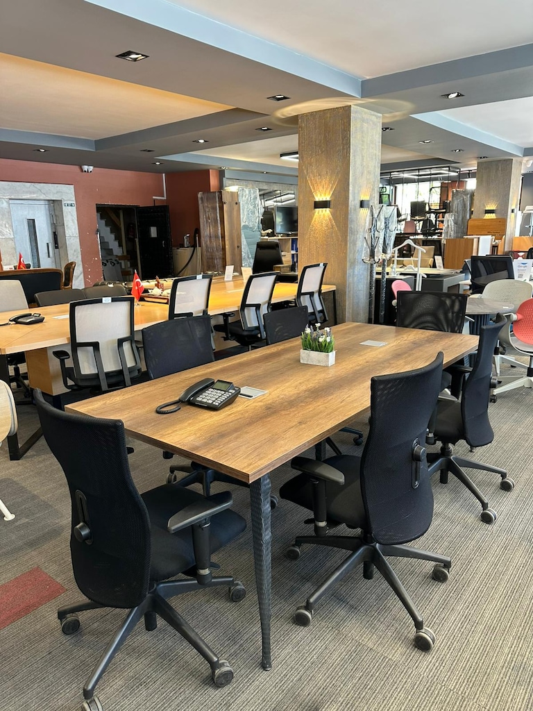 KLAS OFİS ÜSKÜDAR 230x100 BAROK CEVİZ TOPLANTI MASASI SIFIR ÜRÜN - 2