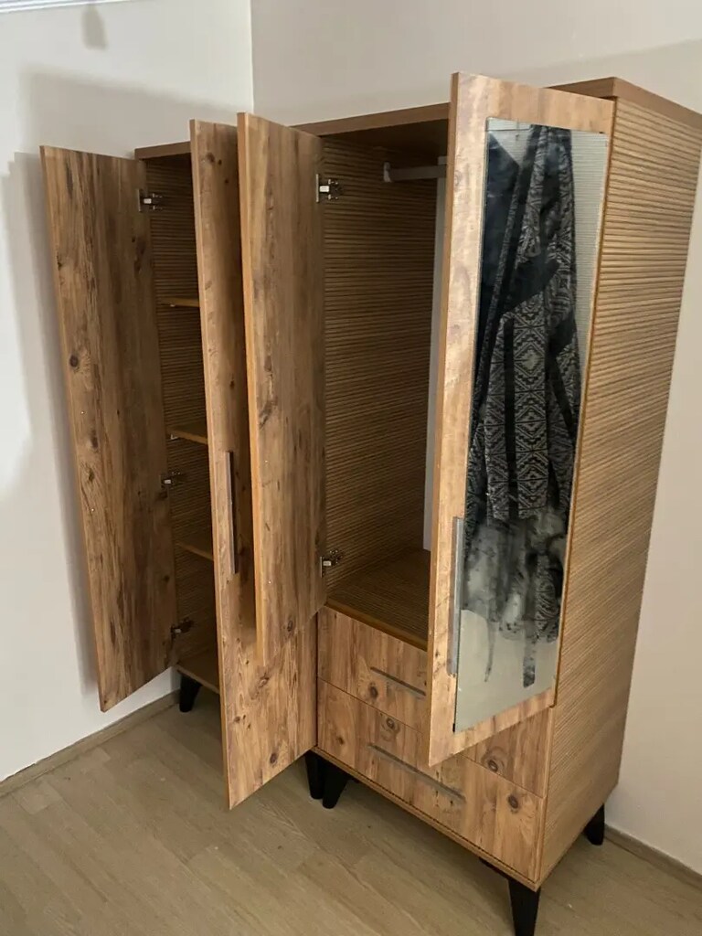 Sıfır Ahşap kaliteli 4 kapılı aynalı gardolap elbise dolabı - 3