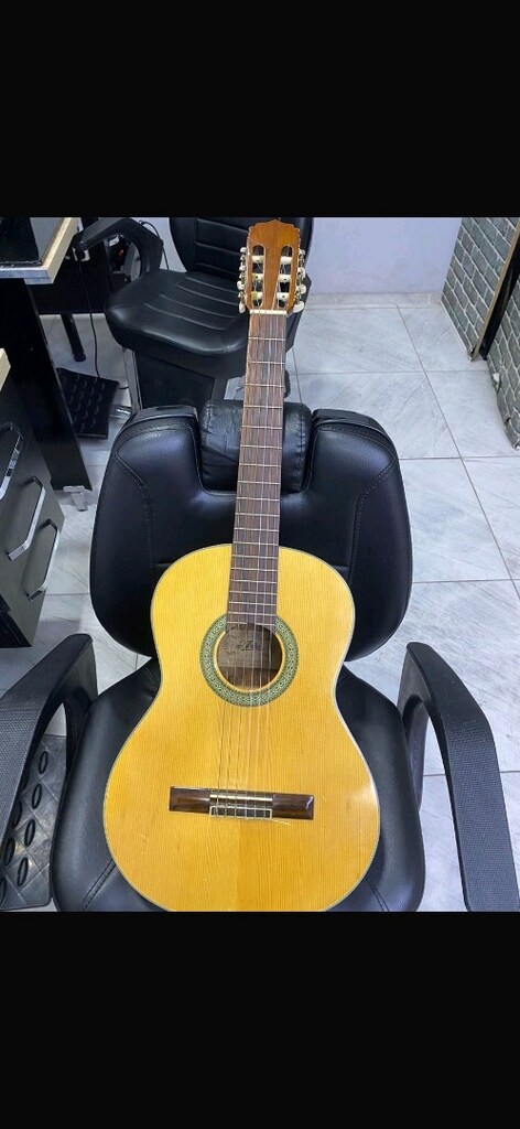 sıfır ayarında gitar - 3