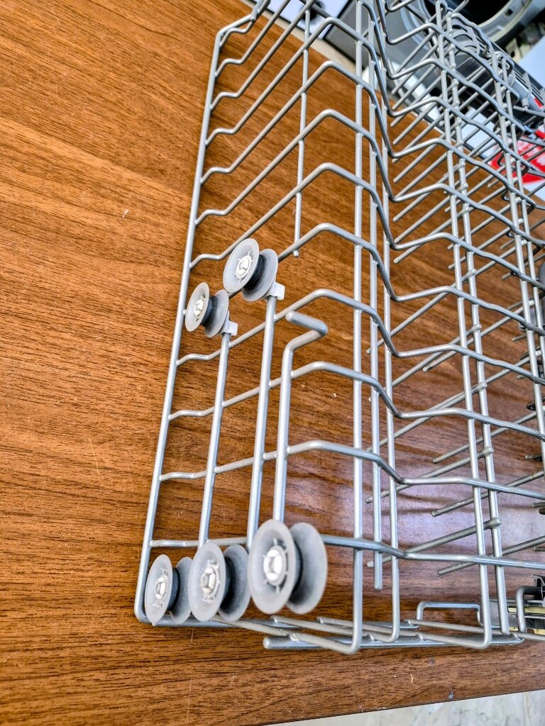 Bosch SMS30E02TR Bulaşık Makinesi Üst Sepet ve Pervanesi Komple - 3