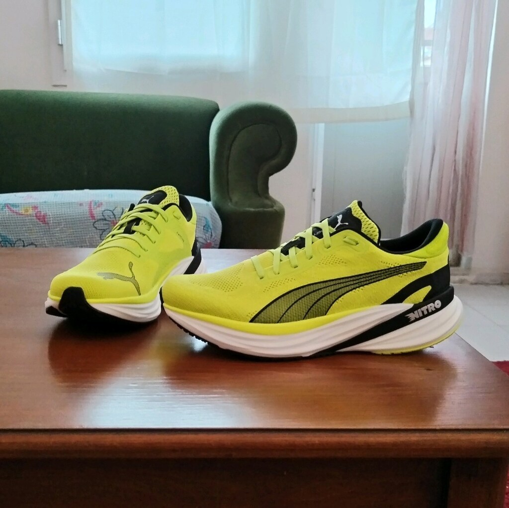 Puma Magnify Nitro 2. 42,5 numara - 2